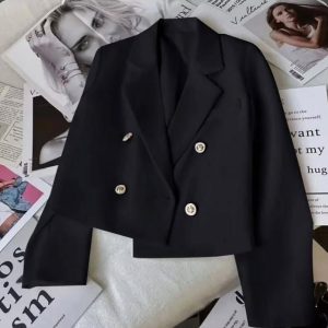 High quality short blazer in black